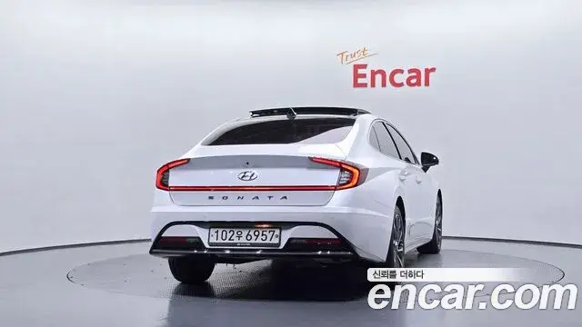 Hyundai Sonata 2019 — Фото 4/20