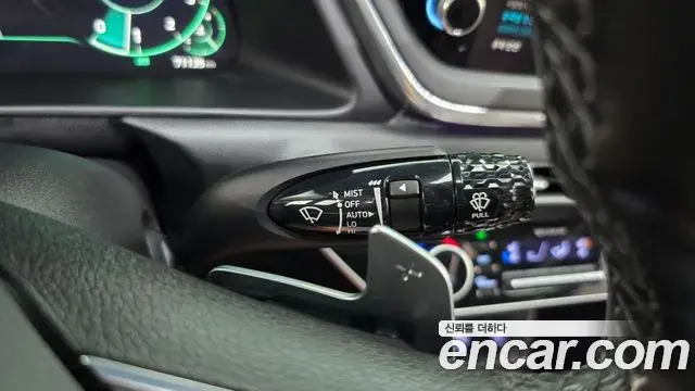 Hyundai Sonata Hybrid 2019 — Şəkil 13/34