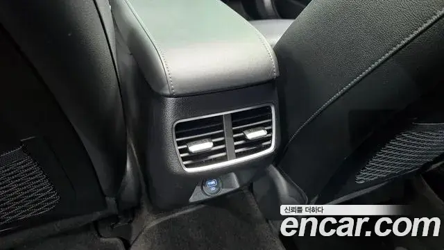 Hyundai Sonata Hybrid 2019 — Şəkil 27/34