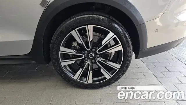 Volvo V60 Cross Country 2024 — ფოტო 10/34