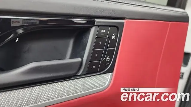 Porsche Cayenne 2024 — ფოტო 6/35