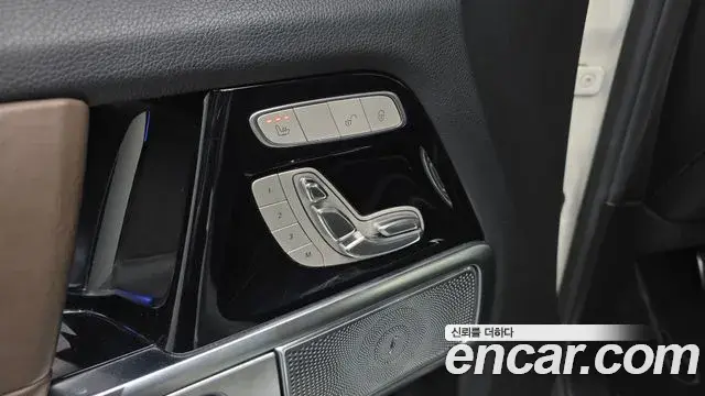 Mercedes-Benz G-Class 2021 — Şəkil 30/34