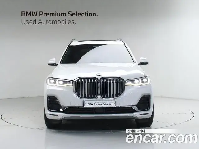 BMW X7 2021 — ფოტო 19/20