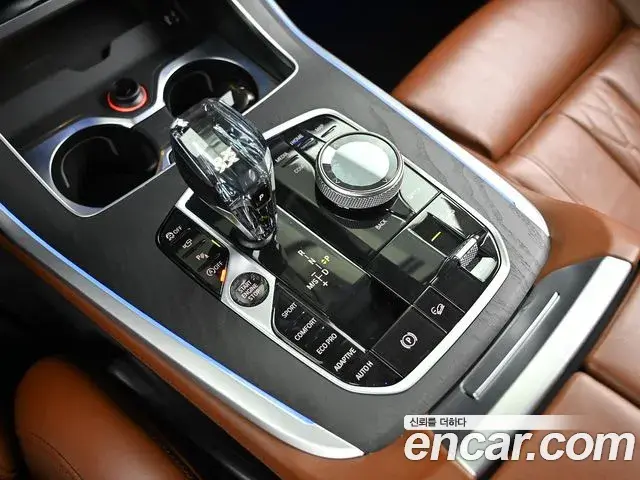 BMW X7 2021 — ფოტო 11/20