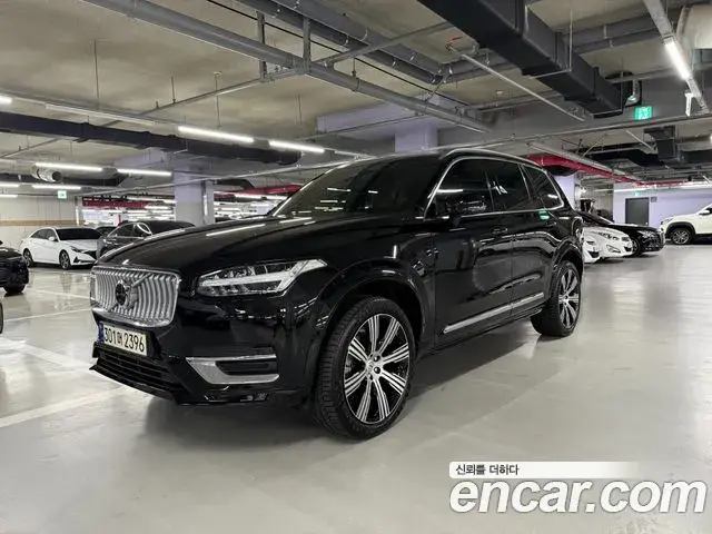 Volvo XC90 2023 — Photo 1/20
