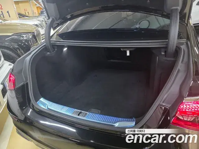 Mercedes-Benz S-Class 2022 — Фото 13/15