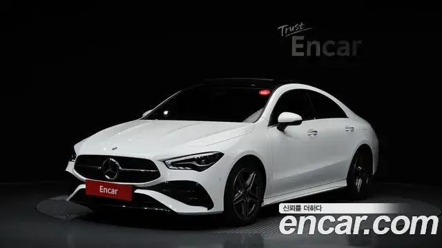 Mercedes-Benz CLA-Class 2024 — Фото 1/20