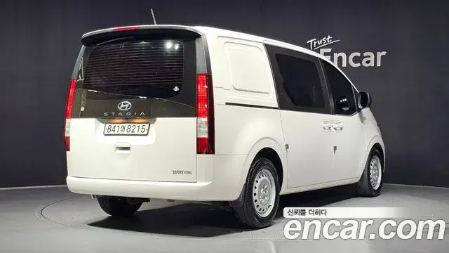 Hyundai Staria 2022 — Фото 2/20