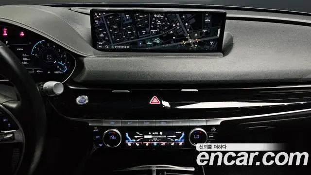 Genesis G80 2023 — Photo 14/20