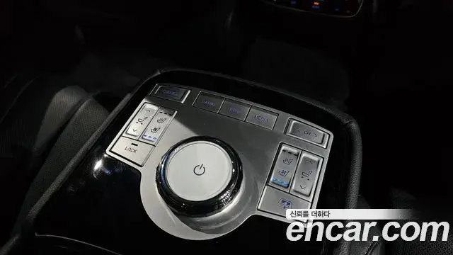 Genesis G80 2023 — Photo 7/20