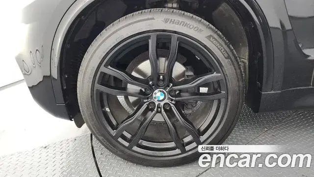 BMW X5 2018 — Фото 4/20