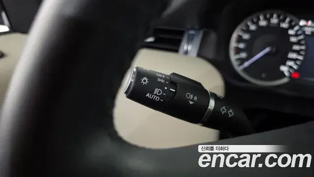Land Rover Discovery Sport 2023 — Şəkil 2/40