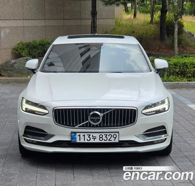 Volvo S90 2018 — ფოტო 1/14