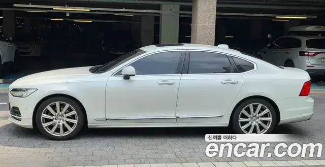 Volvo S90 2018 — ფოტო 9/14