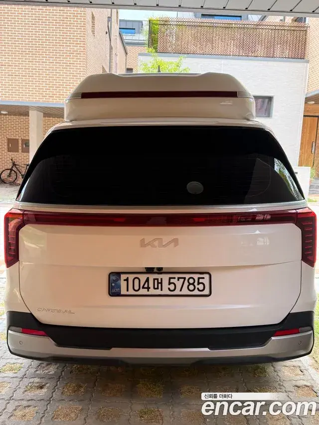 Kia Carnival 2024 — Photo 9/20