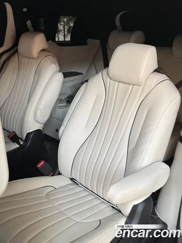 Kia Carnival 2024 — Photo 10/20