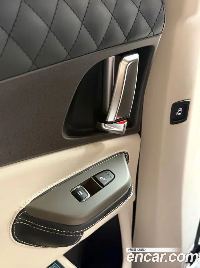 Kia Carnival 2024 — Photo 4/20