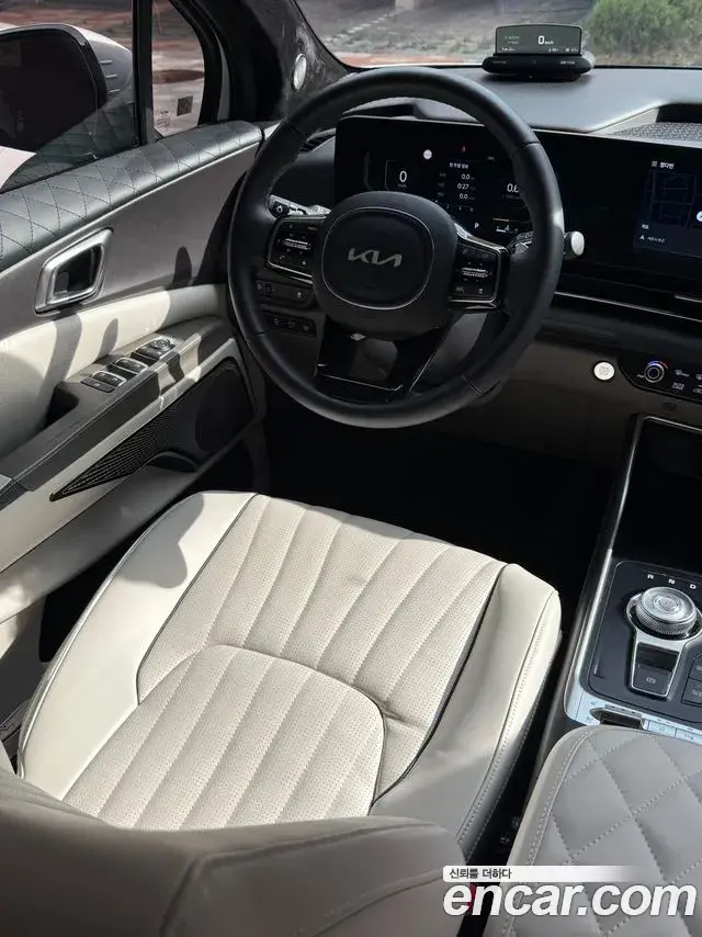 Kia Carnival 2024 — Photo 5/20