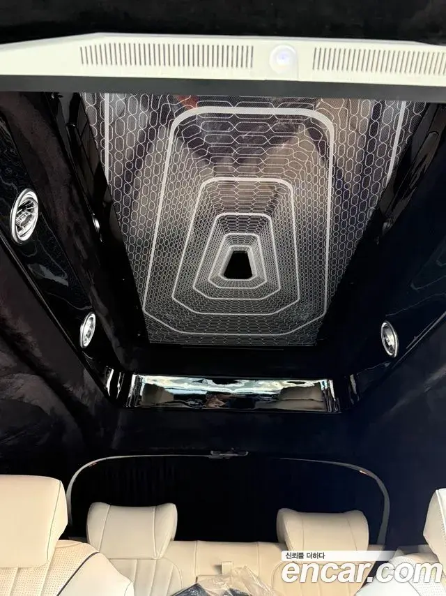 Kia Carnival 2024 — Photo 3/20