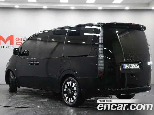 Hyundai Staria 2025 — Şəkil 13/20