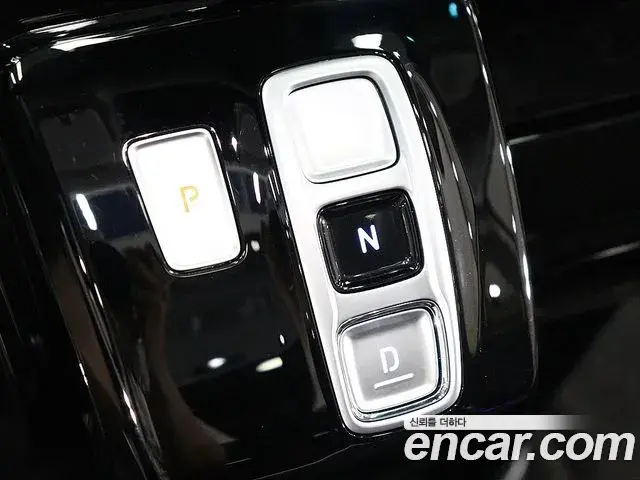 Hyundai Staria 2025 — Şəkil 14/20