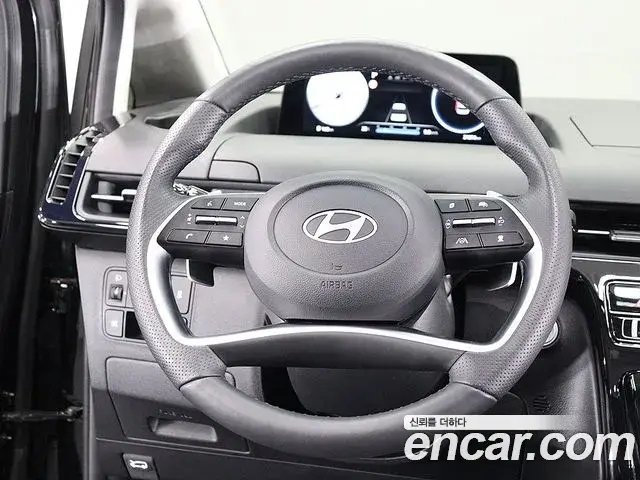 Hyundai Staria 2025 — Şəkil 15/20
