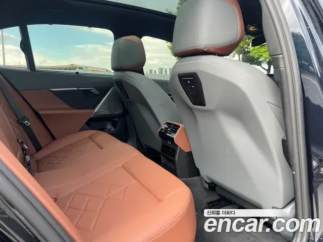 BMW 5 Series 2025 — ფოტო 3/18