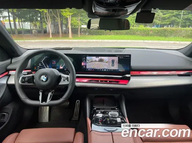 BMW 5 Series 2025 — ფოტო 7/18
