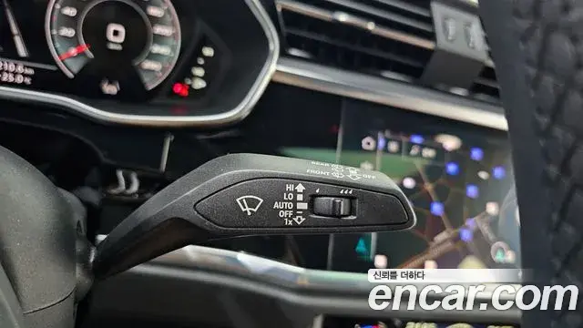Audi Q3 2023 — Фото 17/20
