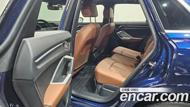 Audi Q3 2023 — ფოტო 20/30