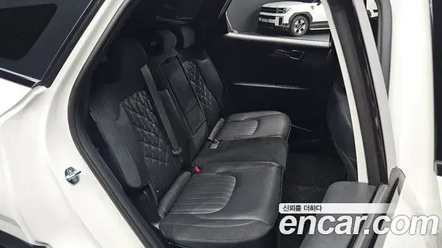 Kia Sportage 2024 — ფოტო 7/33