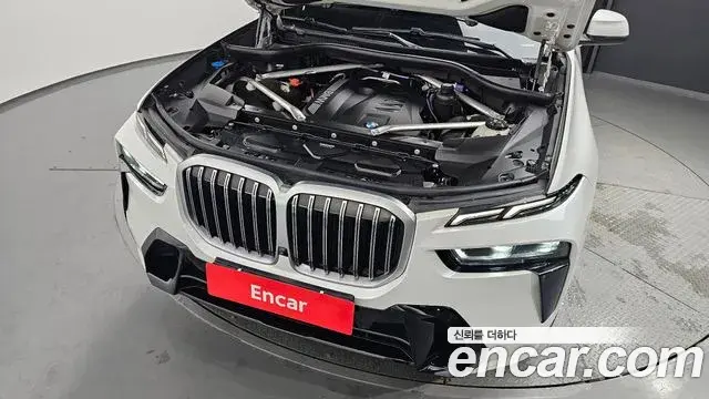 BMW X7 2023 — ფოტო 11/20