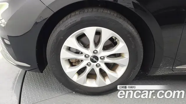 Kia K8 2021 — Photo 5/20