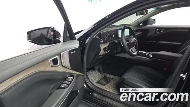 Kia K8 2021 — Photo 10/20