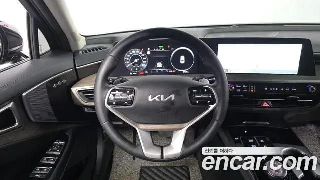 Kia K8 2021 — Photo 13/20