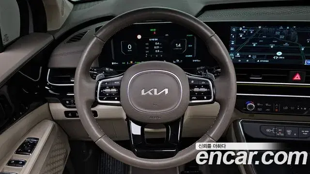 Kia Carnival 2024 — Фото 13/20