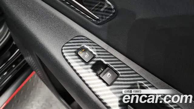 Hyundai The New Avante Hybrid 2022 — ფოტო 4/34