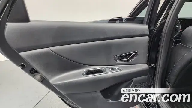 Hyundai The New Avante Hybrid 2022 — ფოტო 26/34