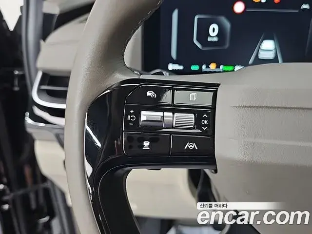 Kia Carnival 2025 — Photo 18/20