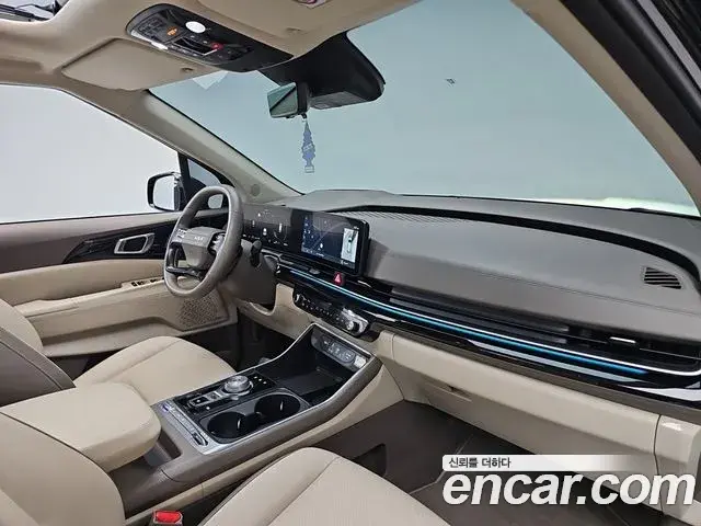 Kia Carnival 2025 — Photo 16/20