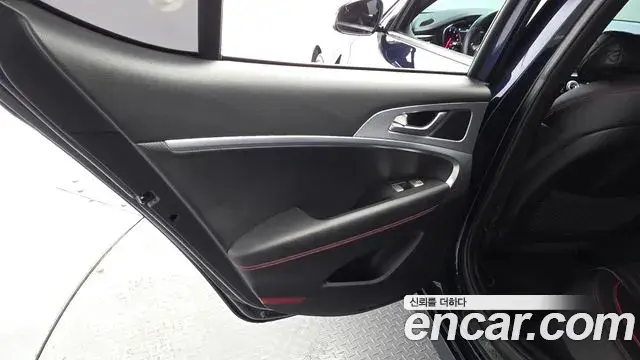Genesis G70 2019 — Şəkil 12/37