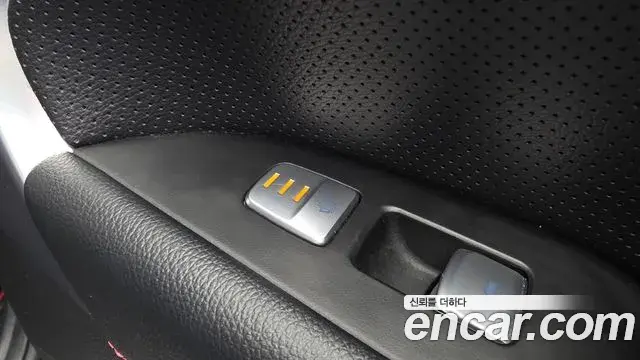 Genesis G70 2019 — Şəkil 19/37