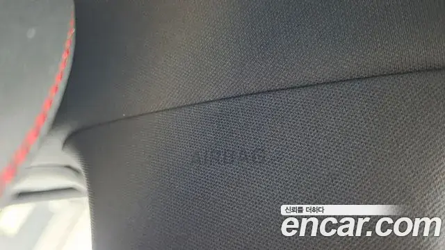 Genesis G70 2019 — Şəkil 8/37