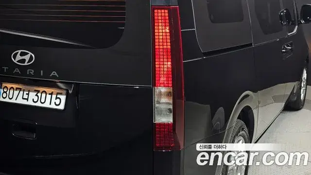 Hyundai Staria 2024 — Şəkil 1/30