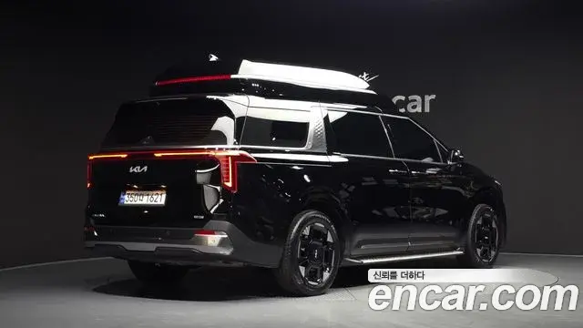 Kia Carnival 2024 — Şəkil 32/35