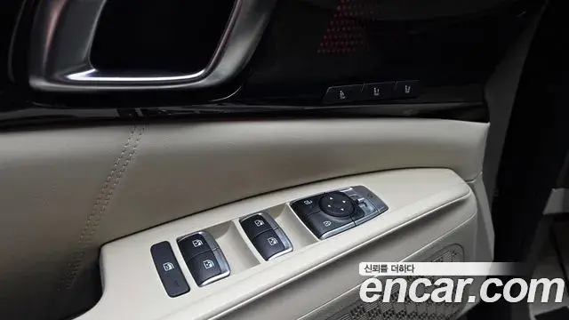 Kia Carnival 2024 — Şəkil 27/35