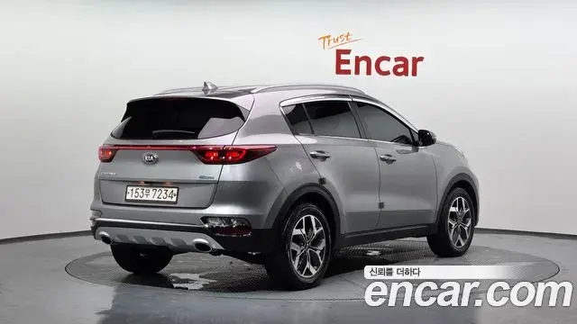 Kia Sportage The Bold 2020 — Фото 2/20
