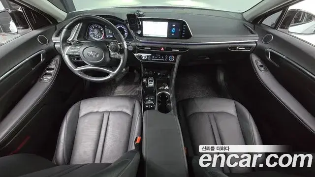 Hyundai Sonata 2022 — Фото 7/20