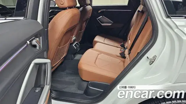 Audi Q3 2025 — ფოტო 15/32