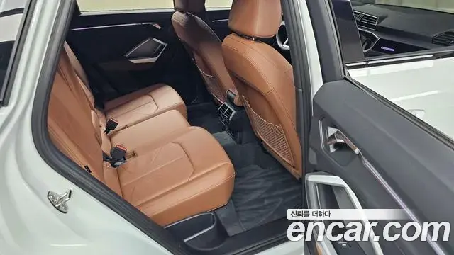 Audi Q3 2025 — ფოტო 23/32